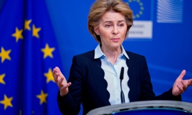 Снимка: LARD / AFP) (Photo by KENZO TRIBOUILLARD/AFP via Getty Images