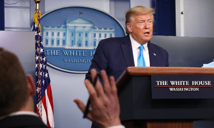 САЩ спират временно финансирането на Световната здравна организация