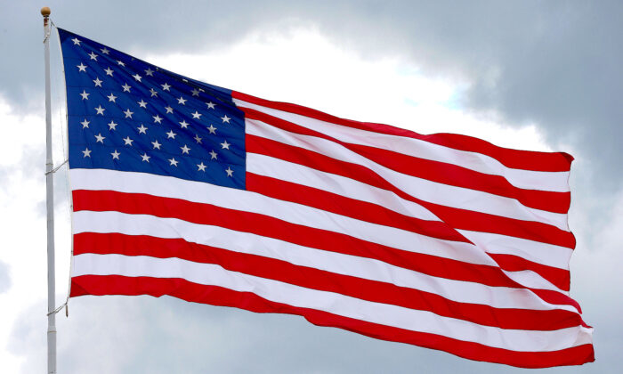 Как изборите в САЩ осветлиха битката между свободата и комунизма