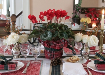 christmas dinner table