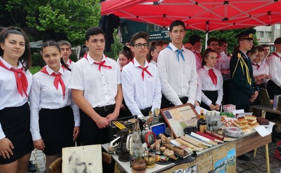 За носталгията по комунизма и защо тя е опасна и до днес 1 За носталгията по комунизма и защо тя е опасна и до днес