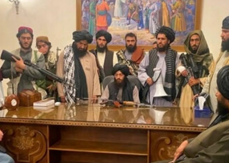 Талибаните превзеха цял Афганистан: каква е реакцията на световните лидери?