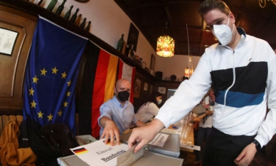 Без ясен победител на изборите в Германия