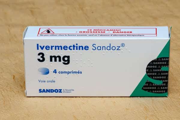 Противопаразитното лекарство, което може да лекува COVID-19, разпали горещи спорове в медицинската общност (снимка: HJBC/Shutterstock)