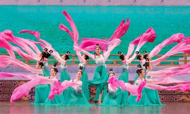 "Шен Юн" - магията на традиционния китайски танц 1 „Шен Юн“ – магията на традиционния китайски танц