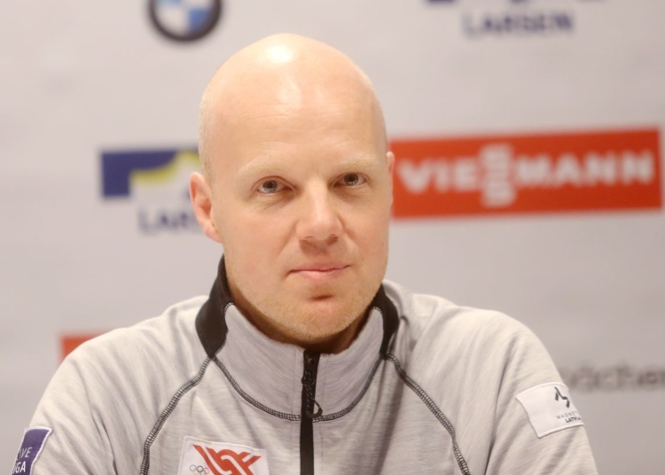 Треньор от Латвия: Олимпиадата в Китай е "огромен политически театър" 1 Треньор от Латвия: Олимпиадата в Китай е „огромен политически театър“