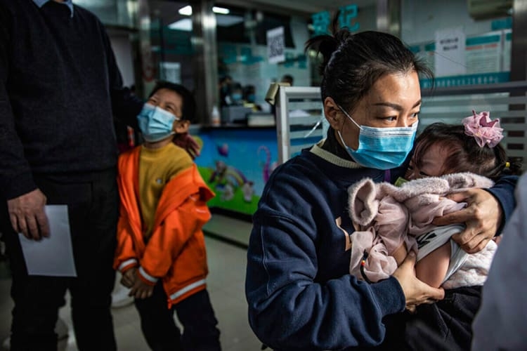 Китай: Зачестяват случаите на левкемия при децата след ваксинация срещу COVID-19