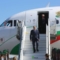 Българският президент Румен Радев слиза от правителствения самолет при посещението си в Германия, запонало на 16 май 2022 г. (снимка: БТА)