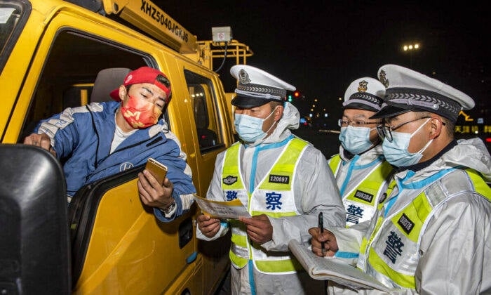 ККП заплашва със смърт заразените с COVID-19, които влизат в Китай