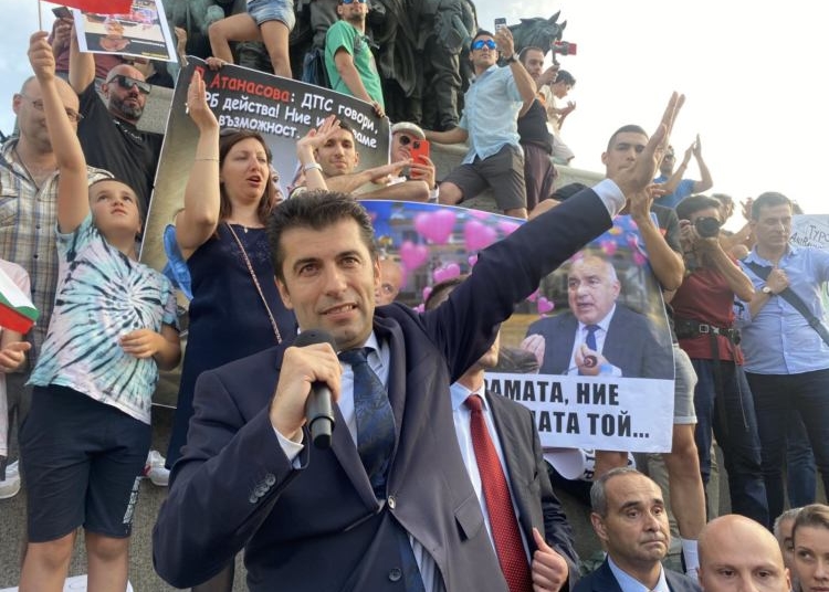 След Никола Минчев, ДПС, ГЕРБ, ИТН и "Възраждане" свалиха и правителството на Кирил Петков (обновена) 1 След Никола Минчев, ДПС, ГЕРБ, ИТН и „Възраждане“ свалиха и правителството на Кирил Петков (обновена)