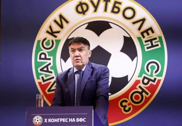 Морално ли е Борислав Михайлов да остане президент на БФС? (обновена)