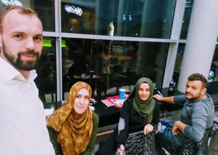 Мустафа Емин: Страхът в смесените райони отслабва, но българските политически партии все още не намират път към тях 1 Мустафа Емин: Страхът в смесените райони отслабва, но българските политически партии все още не намират път към тях