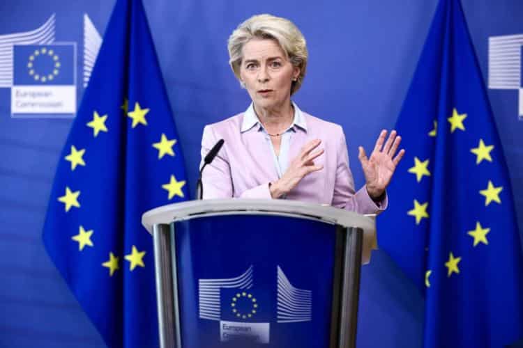 Урсула фон дер Лайен дава пресконференция за енергетиката на ЕС, 7 септември 2022 г. (Kenzo Tribouillard/Getty Images)
