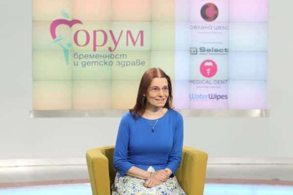Д-р Даскалова - лекар и преподавател в катедра „Анатомия, хистология и ембриология“ на Медицински университет – Пловдив участва в телевизионно предаване (стоп кадър)