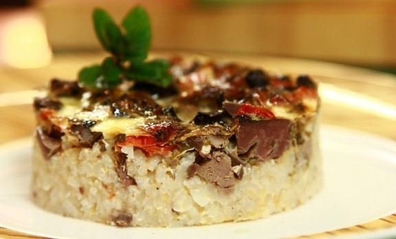 Агнешка дроб сарма. (Снимката е любезно предоставена от майстора - готвач Иван Звездев)