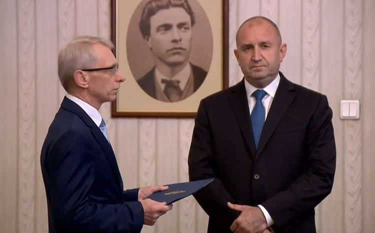 Николай Денков връща изпълнен втория мандат на президента Румен Радев (снимка: стоп кадър)
