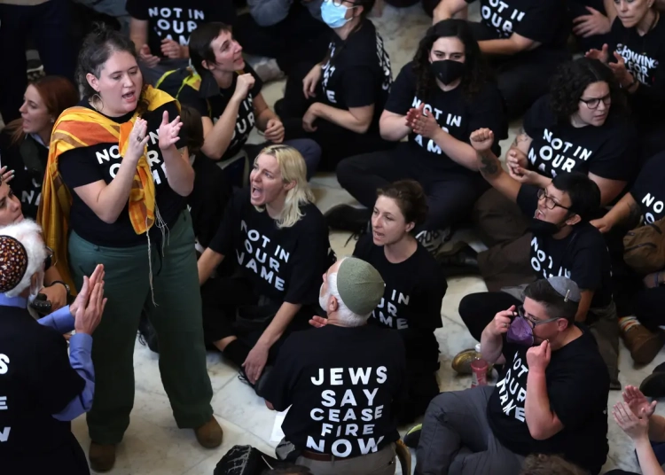 EK: Европейските евреи днес отново живеят в страх