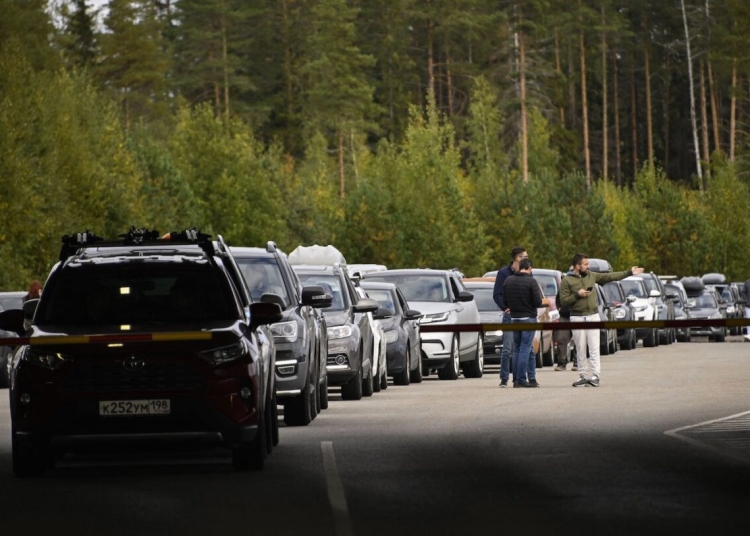 Москва изрази „съжаление“ за затварянето на границата от Финландия