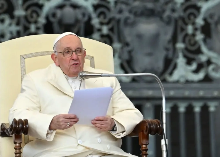 Папата благослови еднополовите двойки, но при условие 1 Папата благослови еднополовите двойки, но при условие