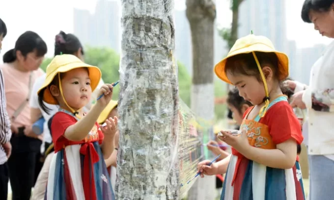 chinese children