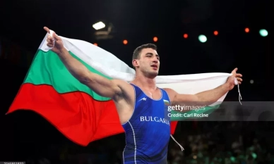 Златен олимпийски медал за България спечели Семен Новиков