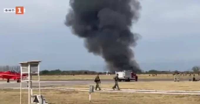 Тържествата за 20 години в НАТО се отложиха заради инцидент с двама загинали пилоти 1 Тържествата за 20 години в НАТО се отложиха заради инцидент с двама загинали пилоти