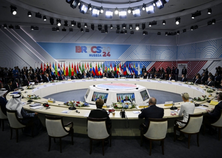 Китай и Русия се стремят да използват БРИКС, за да оспорят глобалната финансова система - експертите казват, че няма да проработи 1 Китай и Русия се стремят да използват БРИКС, за да оспорят глобалната финансова система - експертите казват, че няма да проработи