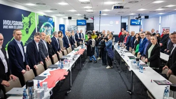 Какво следва за VW: синдиката IG Metall се противопоставя на мерките за съкращаване на разходите на концерна