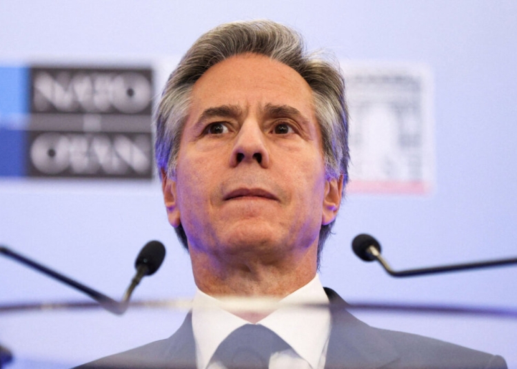 Антъни Блинкън: Украйна трябва да мобилизира повече млади мъже за борба срещу Русия 1 Блинкън заяви, че Украйна трябва да мобилизира повече млади мъже за борба срещу Русия