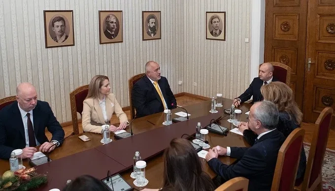 Румен Радев не покани на консултациите за съставяне на правителство партията на Делян Пеевски 1 Румен Радев не покани на консултациите за съставяне на правителство партията на Делян Пеевски