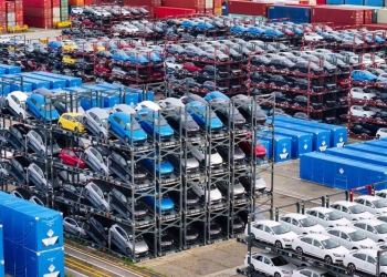 Износът на коли от Китай ще забави ръста си през 2025 г. заради митата от страна на Европейския съюз и САЩ