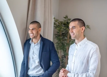 Слави Славов (вляво) и Ленко Славов (вдясно) (Снимка: личен архив)