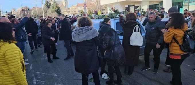 За два дни – две големи загуби за българския спорт… и една вълшебна победа (обновена)