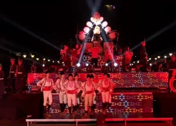 Момент от откриването на фестивала "Сурва" на 24-ти януари 2025 г. Снимки: Пресслужба на президентската институция