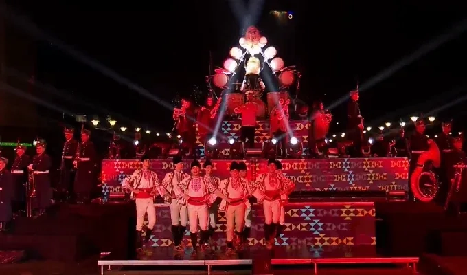 Илияна Йотова откри кукерския фестивал в Перник