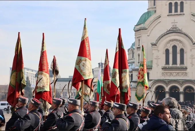 На Богоявление: освещаване на бойните знамена и тревожна липса на политически диалог 1 На Богоявление: освещаване на бойните знамена и тревожна липса на политически диалог