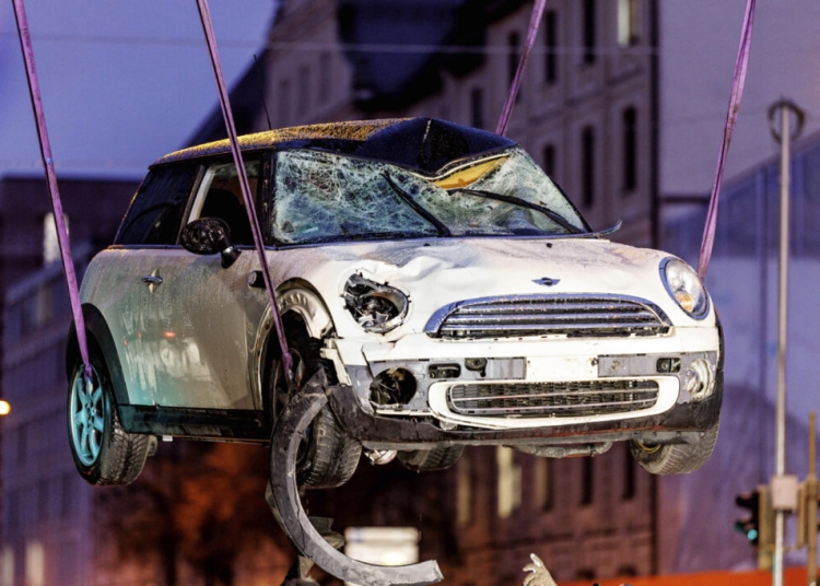 Автомобилната атака в Мюнхен засилва фокуса върху имиграцията при федералните избори в Германия 1 Мюнхенското нападение с автомобил засилва фокуса върху имиграцията в германските избори