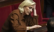 Марин льо Пен напусна съдебната зала, без да чуе присъдата си докрай. Снимка: АР/БТА