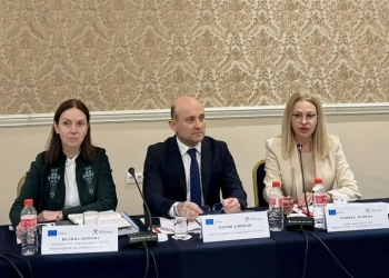 Зам.-министърът на иновациите и растежа Мартин Дановски по време на заседание на Комитета за наблюдение на Програмата „Конкурентоспособност и иновации в предприятията“, 6 март 2025 г. (https://www.mig.government.bg/)