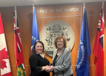 Генералният консул Велислава Панова и кмета на Мисисага Каролин Париш договориха 3 март да е Ден на България (Снимка: bgvoice)