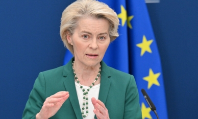 Урсула фон дер Лайен предлага "нулеви-за-нулеви" мита 1 Лидерът на Европейската комисия предлага тарифи "нула за нула"