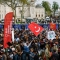 Полицията в Истанбул се изправя срещу протестиращи на 19 април 2025 г. (Кемал Аслан/AFP via Getty Images)