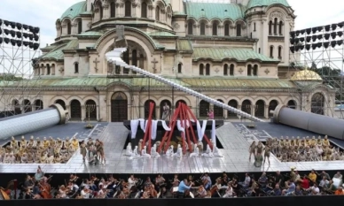 Софийската опера с грандиозни спектакли на площада пред храм -паметника „Св. Александър Невски“