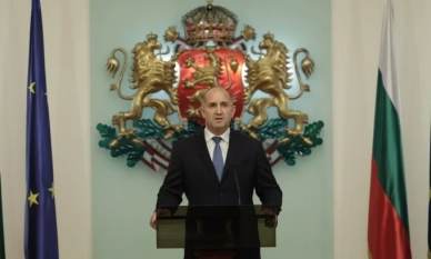 Президентът предлага в парламента референдум за еврото, подкрепят го и в управляващата коалиция 1 Президентът предлага в парламента референдум за еврото, подкрепят го и в управляващата коалиция