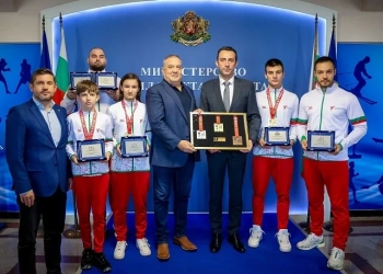 България има 4 златни медалисти от международния турнир по таекуондо „President’s Cup“ 8 Българските златни медалисти от международния турнир по таекуондо „President’s Cup“ 2025