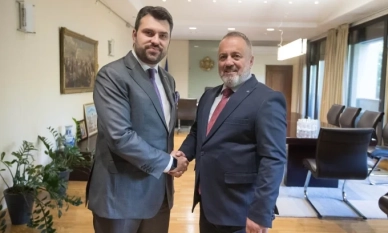 Люпчо Георгиевски, председателят на заличения Културен клуб “Иван Михайлов”, се срещна с министъра на външните работи