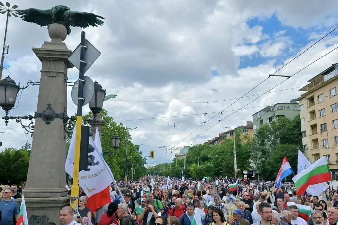protest lev