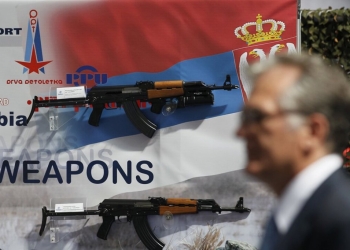 Белград спря износа на оръжия след като Русия заяви, че сръбски оръжия са стигнали до Украйна