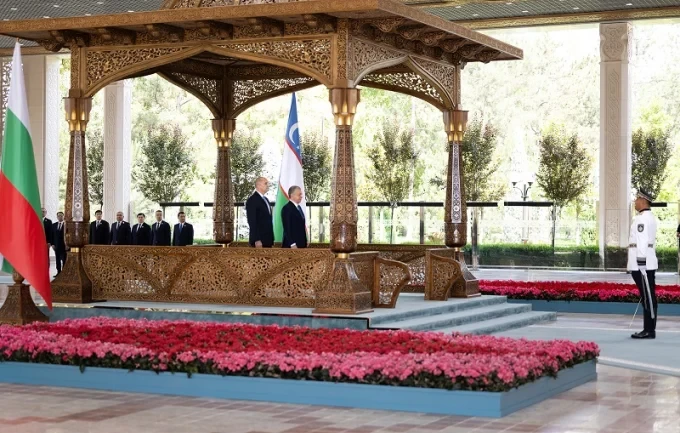 uzbekistan besedka