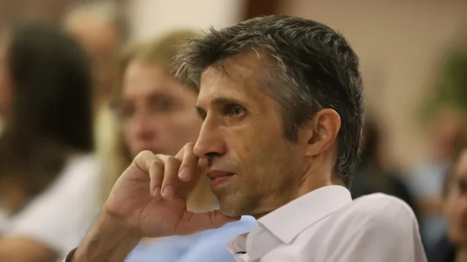 Доц. Григор Сарийски: Ето как да спасим лева